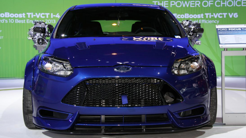 Illustration for article titled Ford TrackSTer: An Incredible 500 Horsepower Focus With A Stupid Name